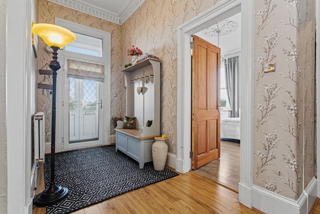 Property photo 2 of 28 Property Image 2