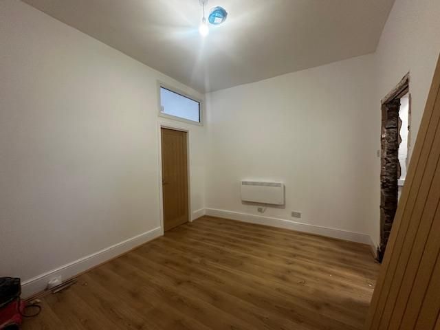 Property photo 3 of 11 Img_1238.Jpg