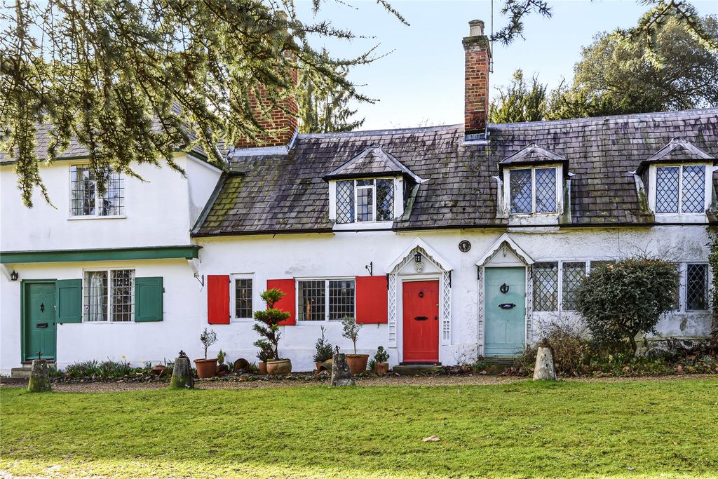 Property photo 1 of 19 Front