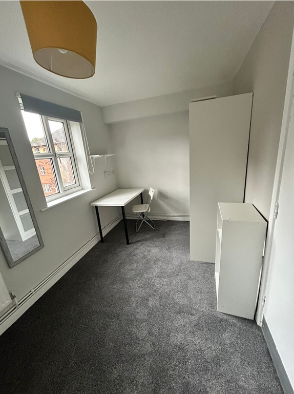 Property photo 2 of 3