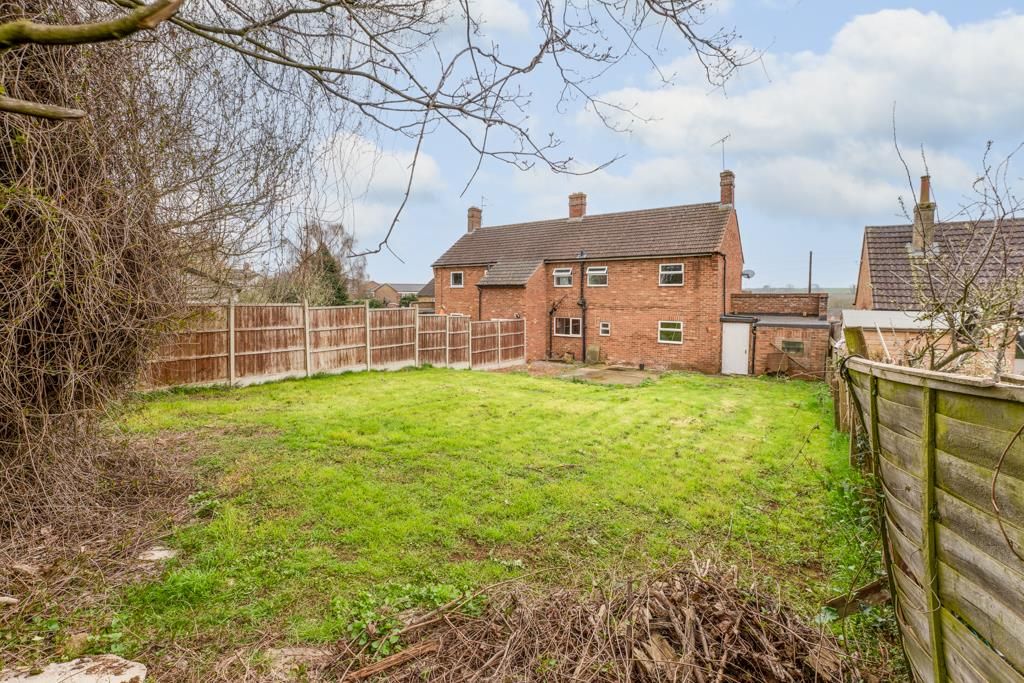 Property photo 2 of 26 32 Elizabeth Road, Rothwell-5.Jpg