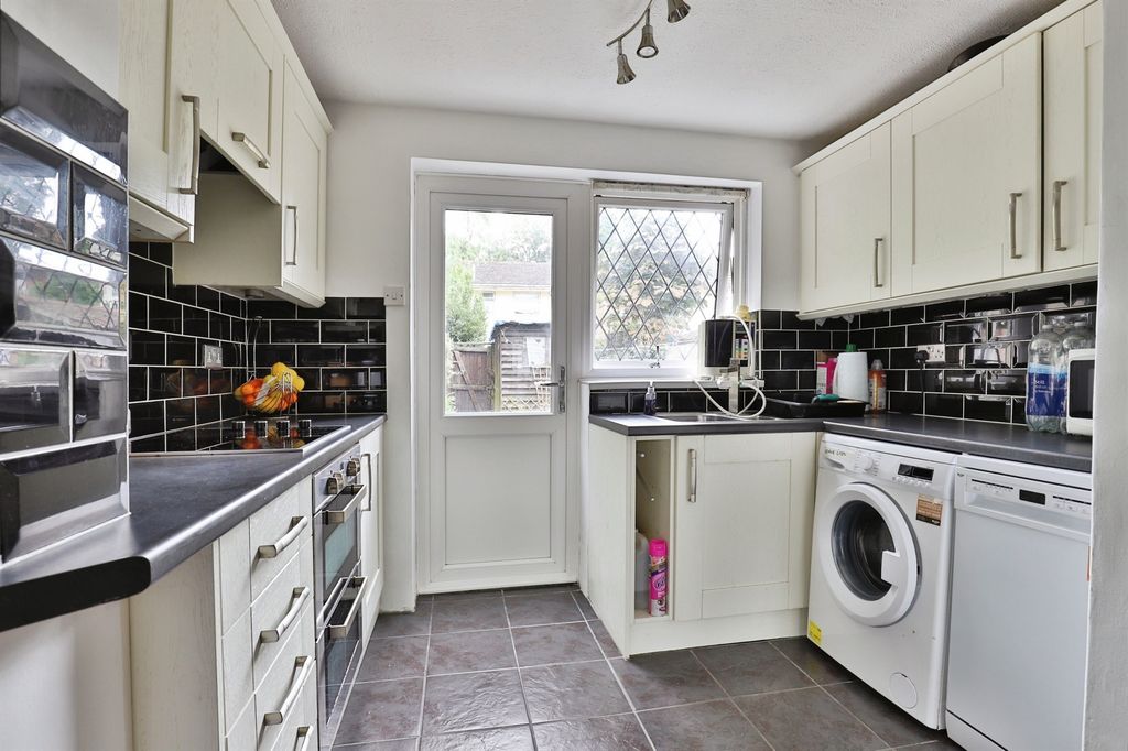 Property photo 2 of 15