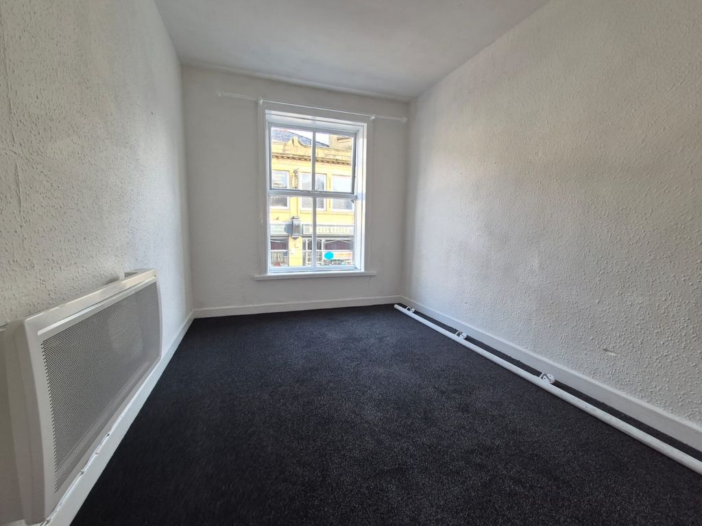 Property photo 1 of 3