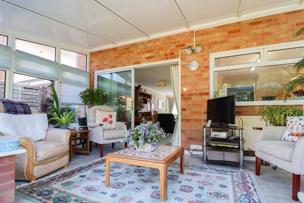 Property photo 2 of 20