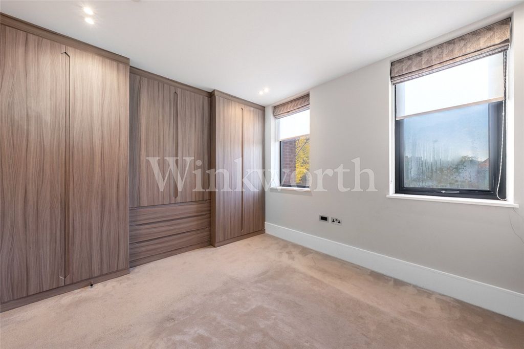 Property photo 3 of 14 Picture No. 05