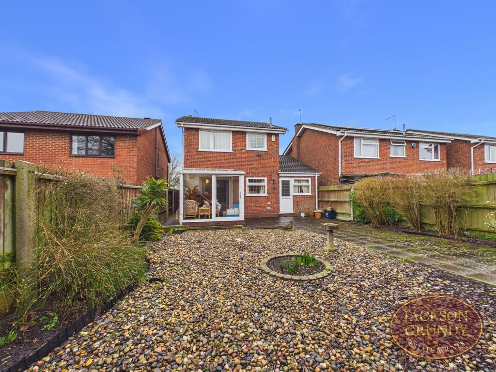 Property photo 3 of 13 Manning Road