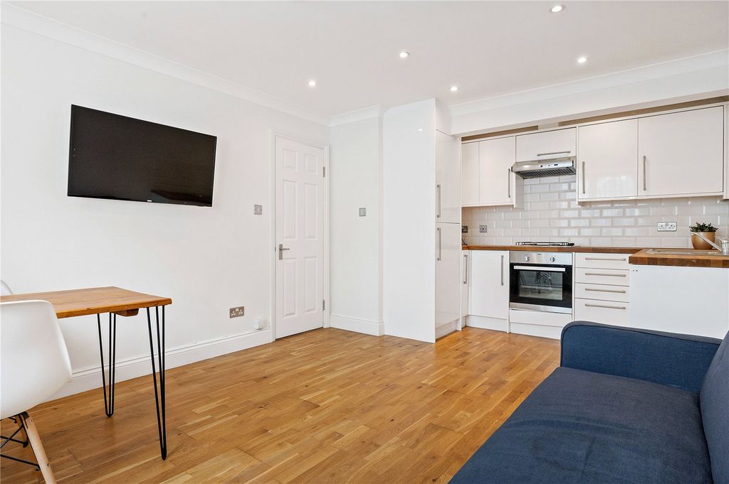 Property photo 2 of 14 Picture No. 04