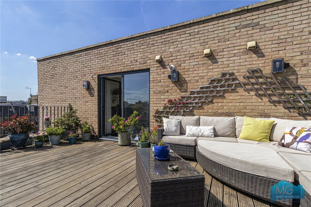 Property photo 1 of 26 Picture No. 21