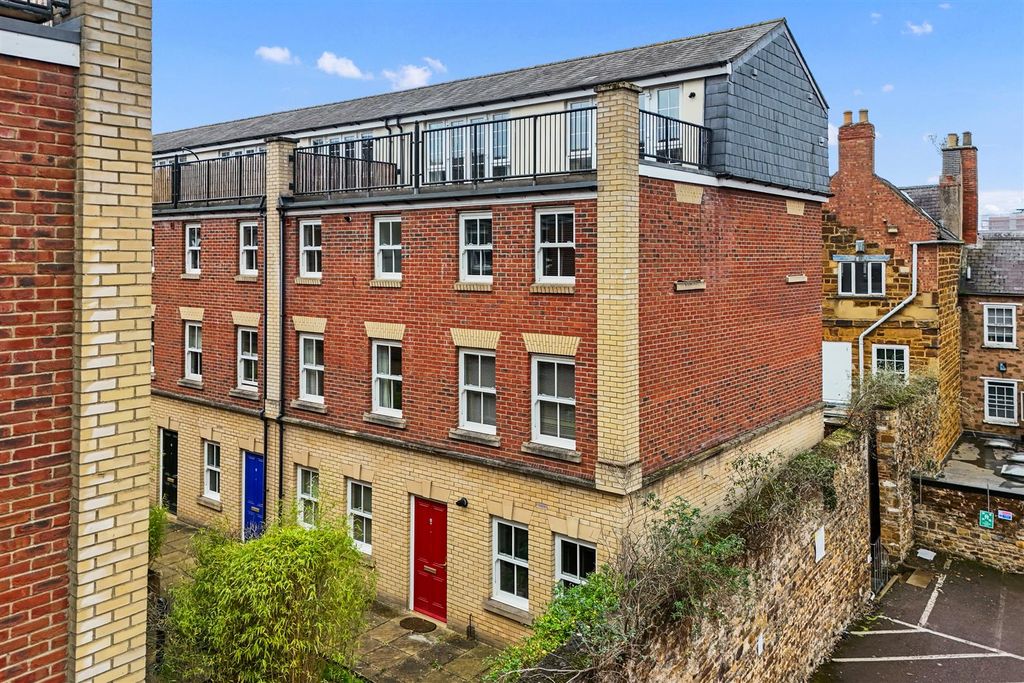 Property photo 1 of 23 22Theviewpointweb15.Jpg