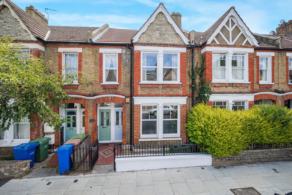 Property photo 1 of 19
