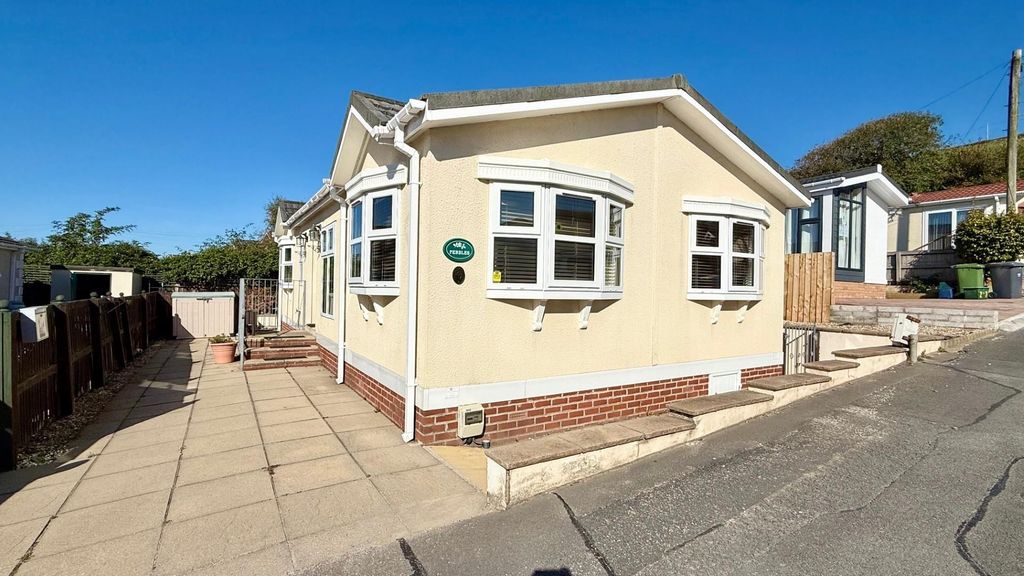 Property photo 1 of 12 Thumbnail_Img_2077.Jpg