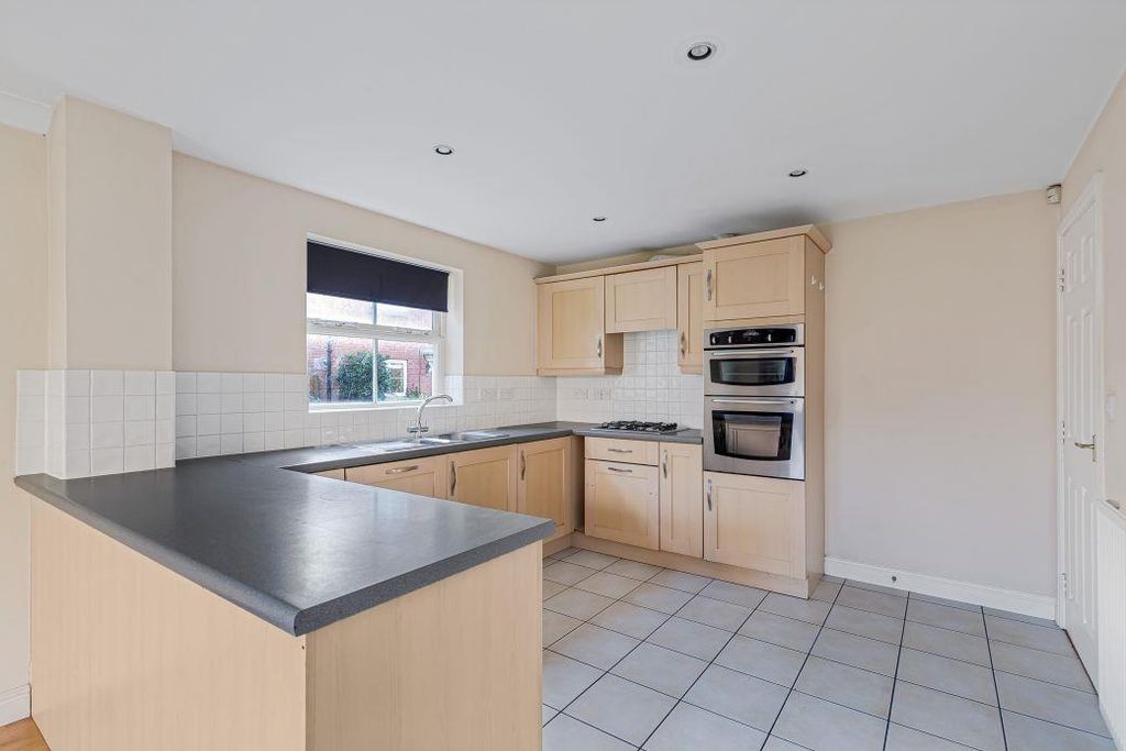 Property photo 2 of 19 26_75106.Jpg