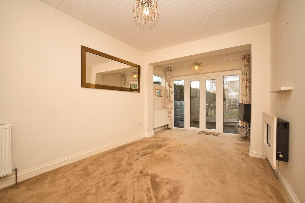 Property photo 2 of 16 Picture 2