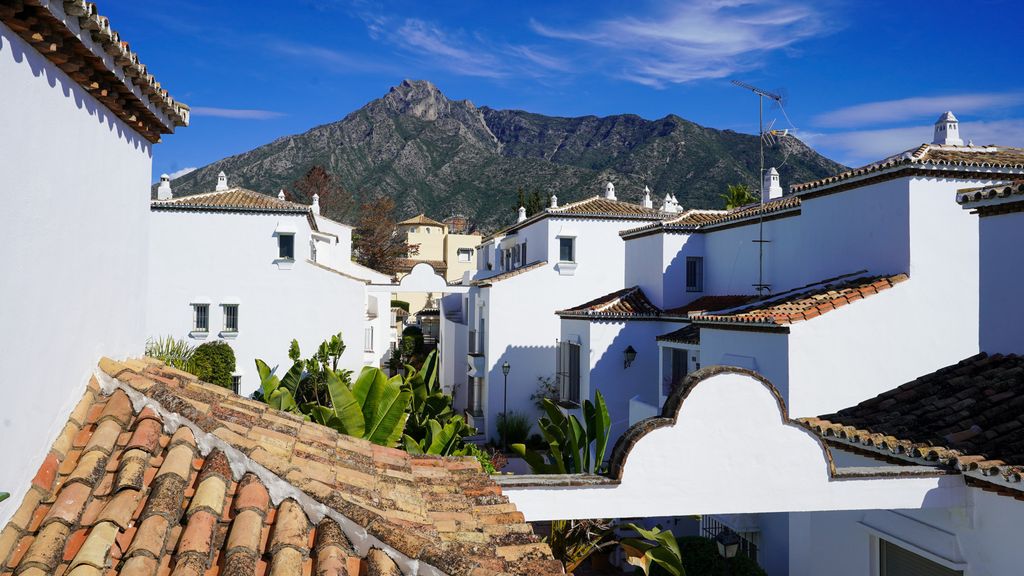 Property photo 2 of 36 Photo 1