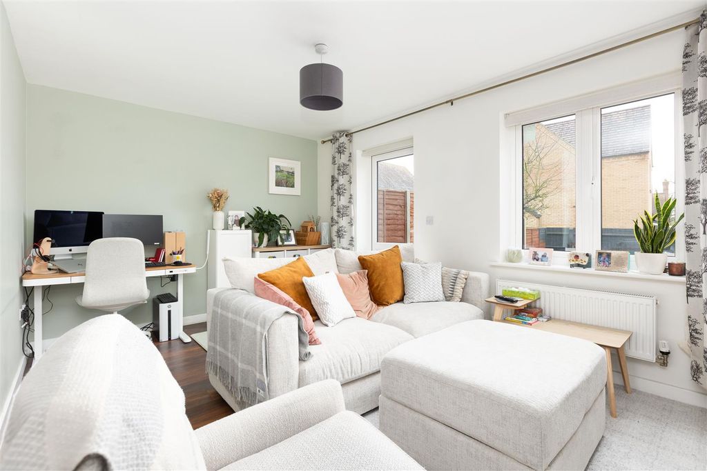 Property photo 2 of 19 Lounge Diner