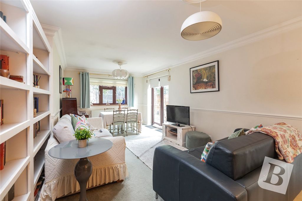 Property photo 3 of 15 Lounge/Diner