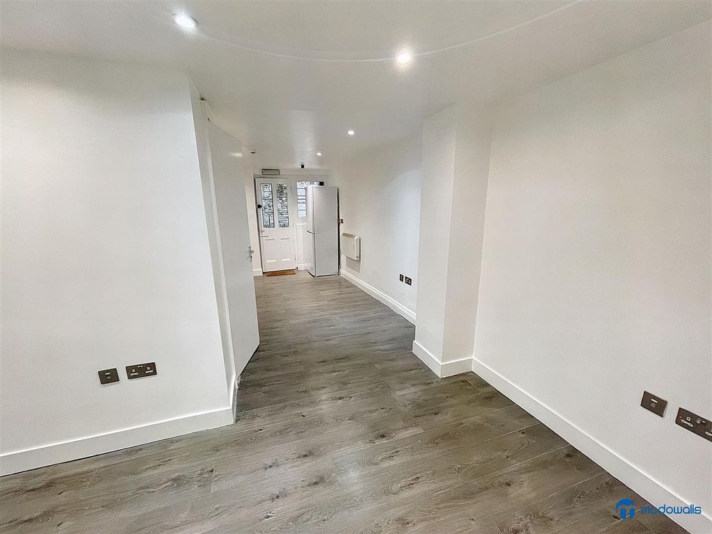 Property photo 1 of 11 Img_0711.Jpg