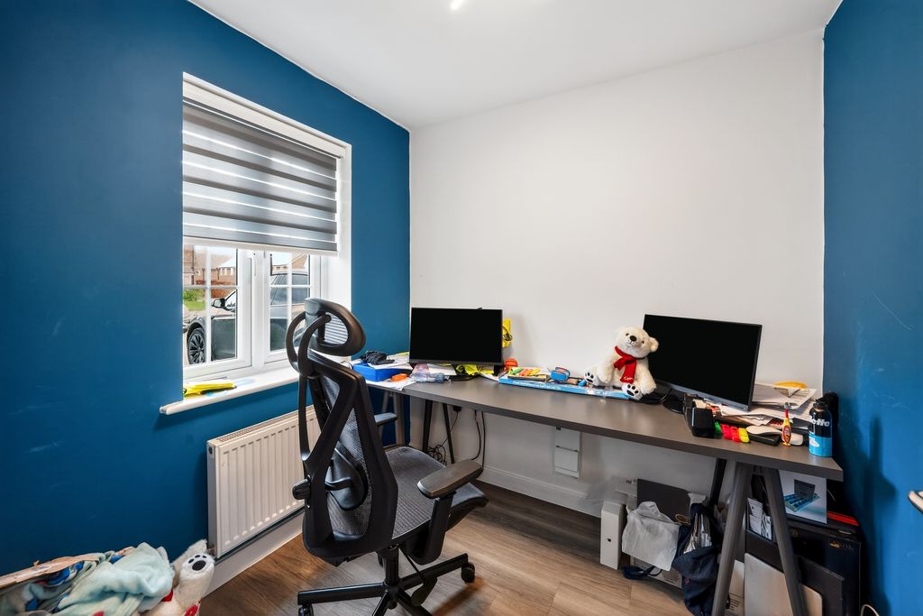 Property photo 3 of 20