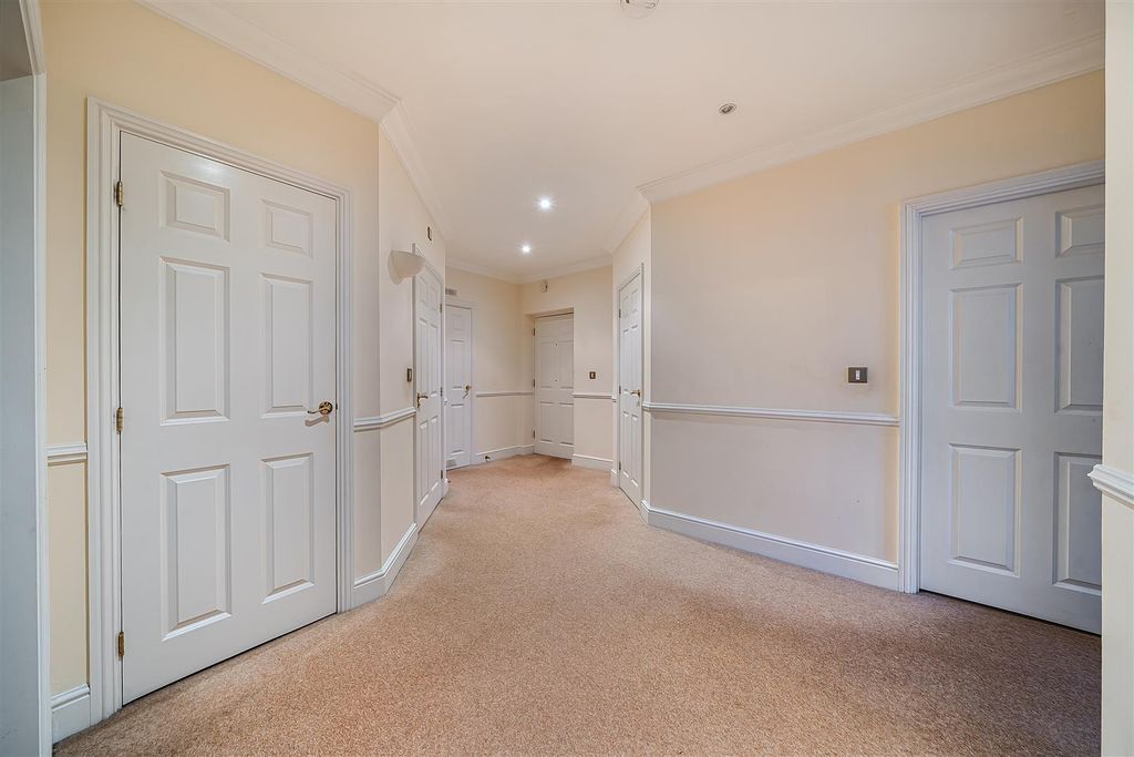 Additional image 8 of 2 bed flat for saleMarsh Road, Pinner HA5
