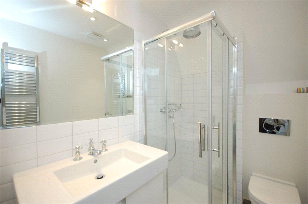 Property photo 3 of 9 Picture No. 15