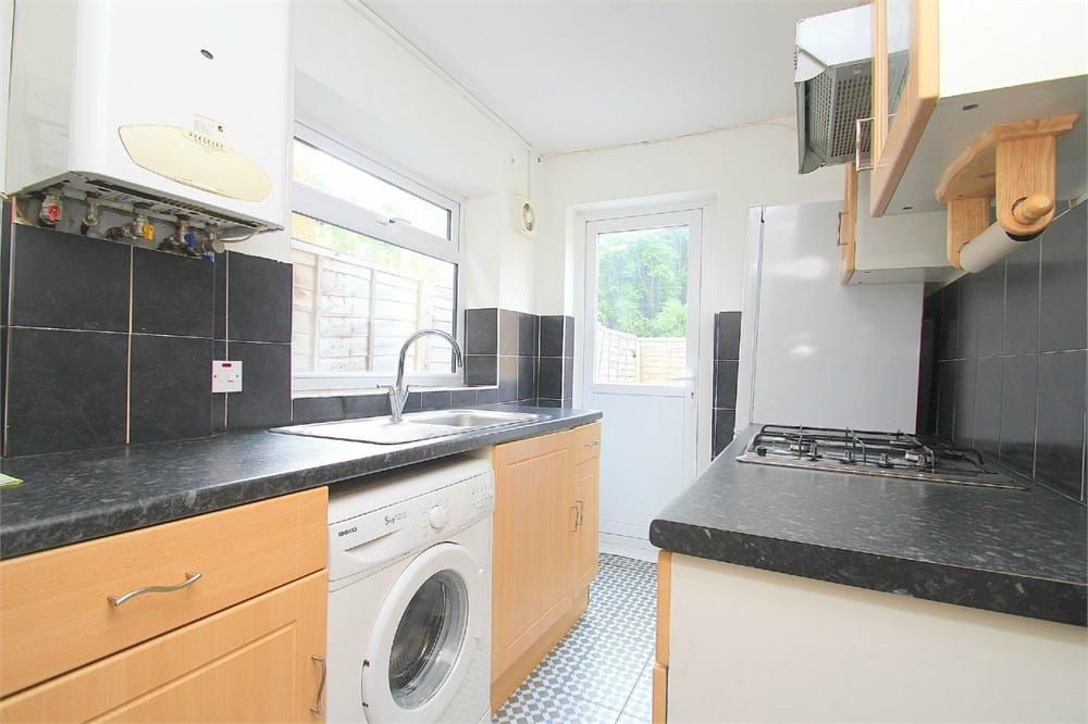 Property photo 2 of 5