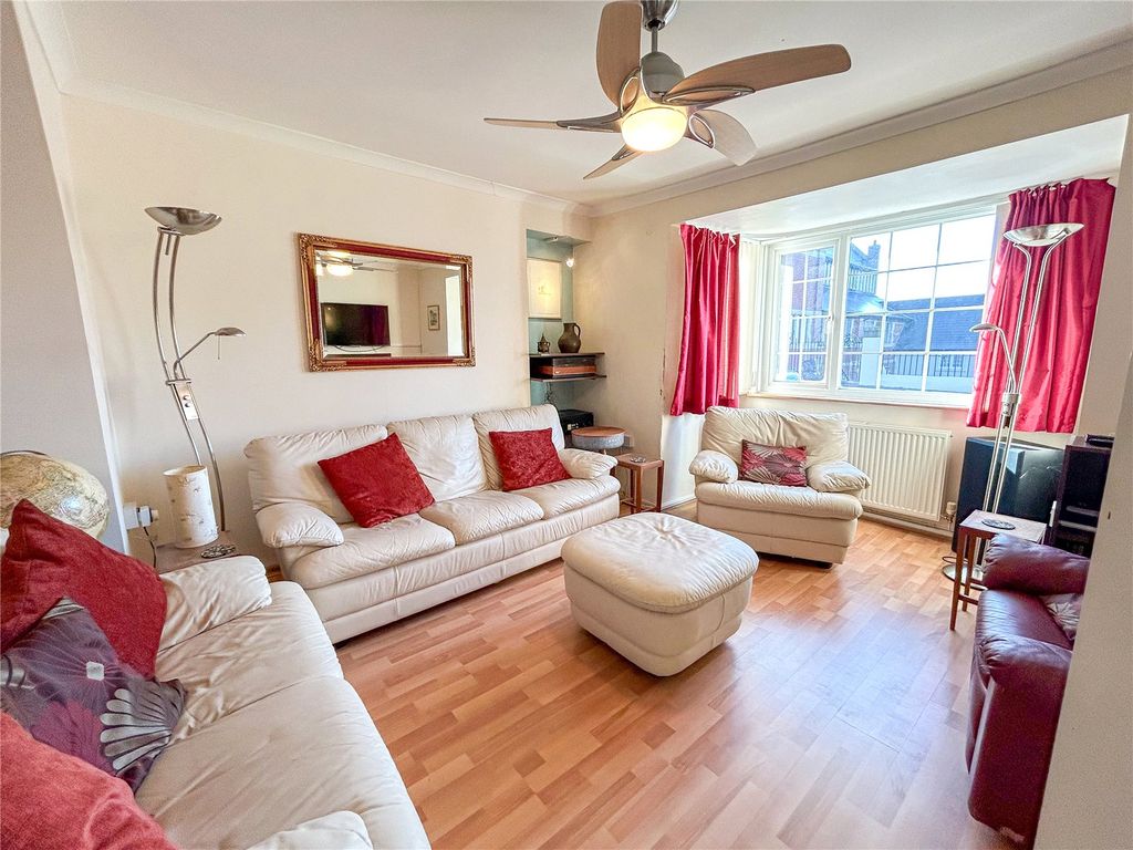 Property photo 3 of 17 Picture No. 03