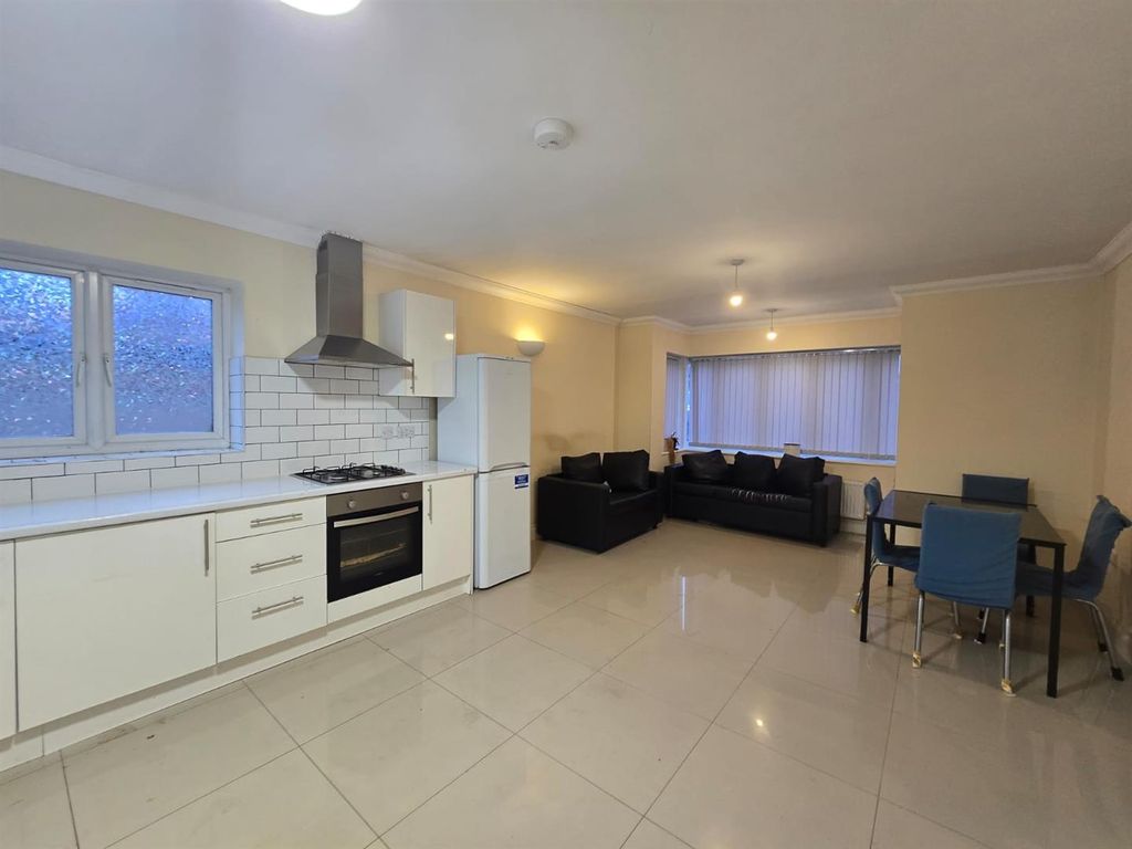 Property photo 2 of 7 Whatsapp Image 2026-01-15 At 15.00.56.Jpeg