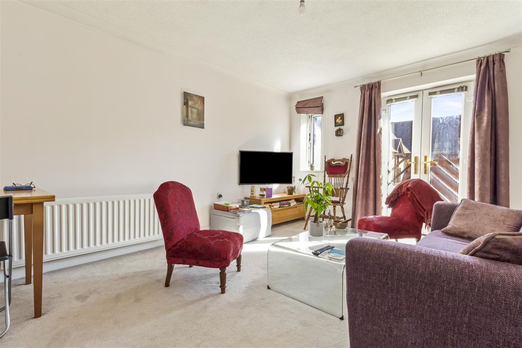 Property photo 2 of 13 31 The Courtyard-007.Jpg