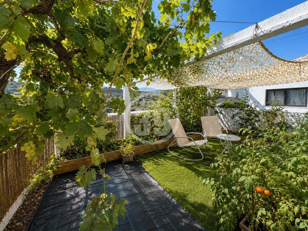 Property photo 2 of 55