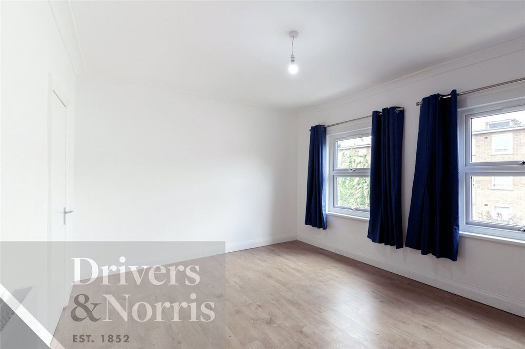 Property photo 2 of 8 Picture No. 03