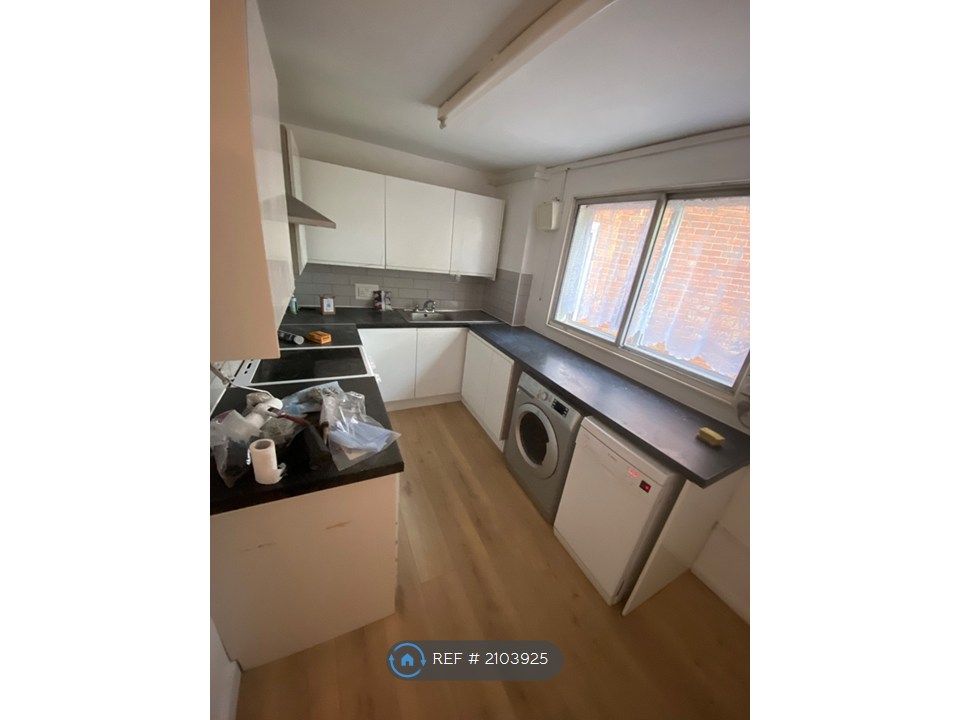 Property photo 3 of 4
