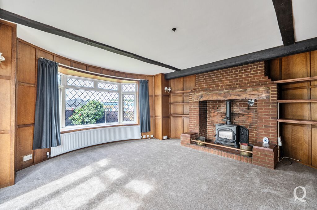 Property photo 3 of 24 B73903E1-d716-48c...