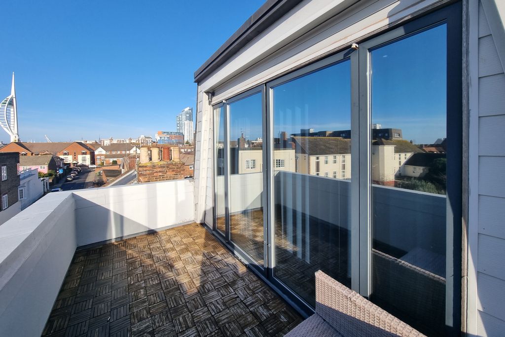 Property photo 3 of 26 20260107_115332