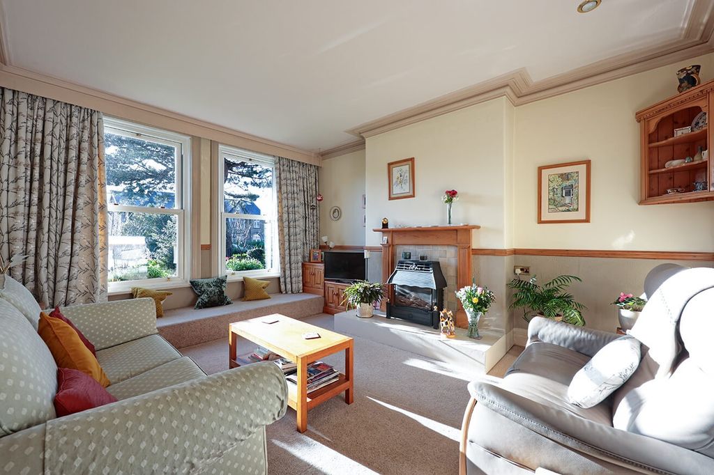 Property photo 3 of 21 43888310