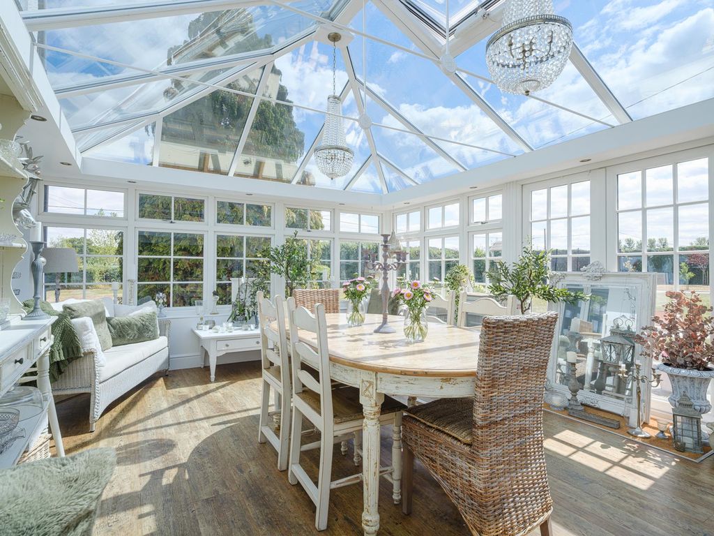 Property photo 3 of 26 Image