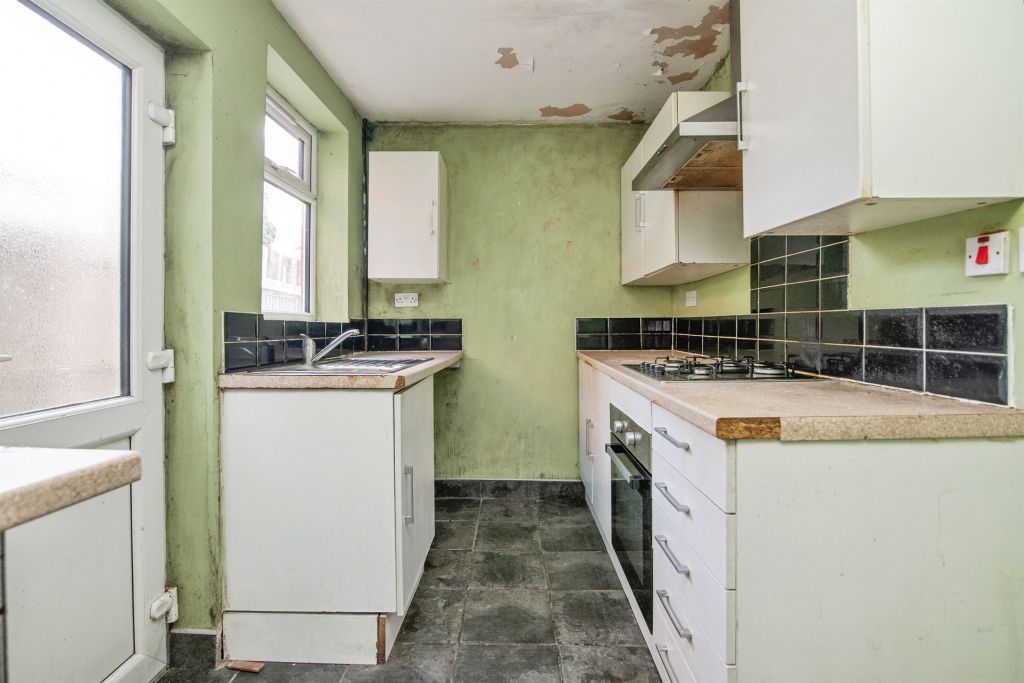 Property photo 3 of 16