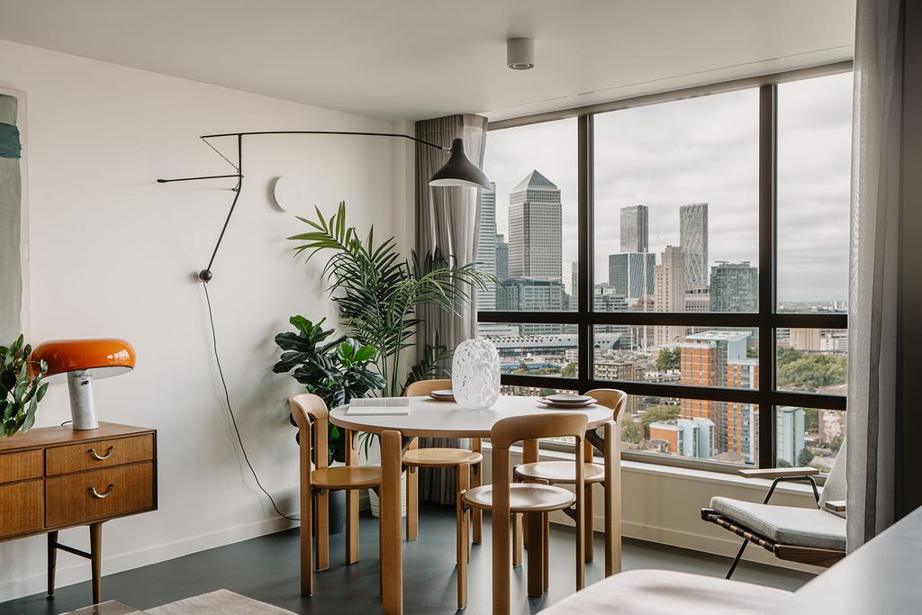 Property photo 3 of 23