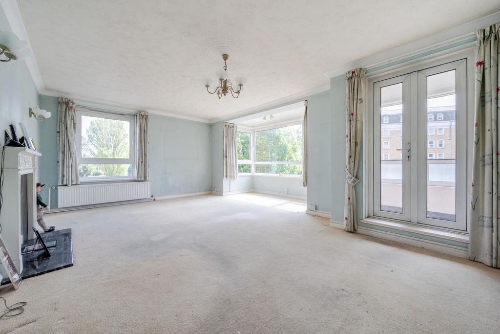 Property photo 1 of 18 18-6819ee94653B1-1283673-Arw-18.Jpg