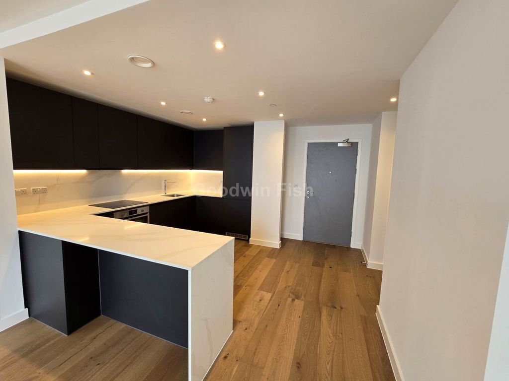 Property photo 3 of 32