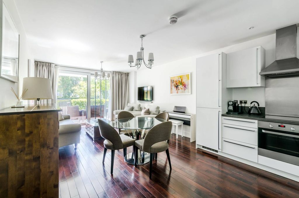 Property photo 2 of 9