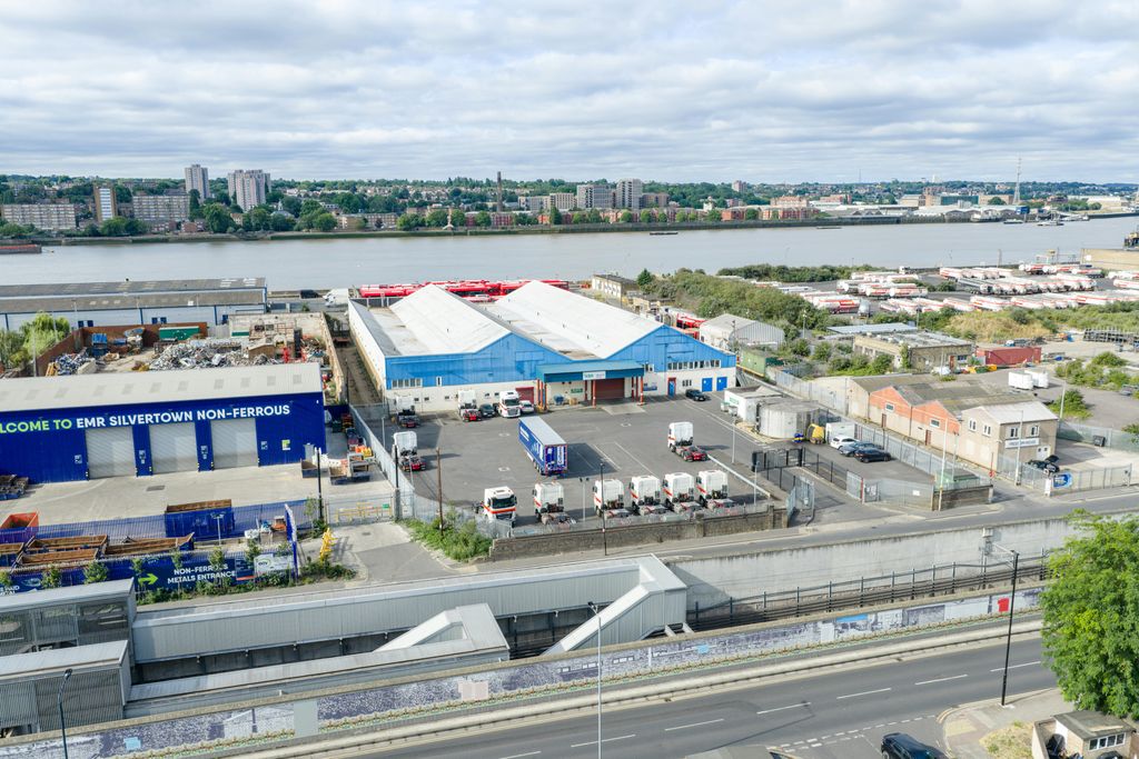 Property photo 1 of 35 Unit 8 Standard Industrial Estate 70.Jpg
