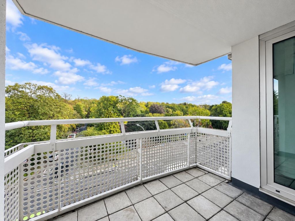 Property photo 2 of 15 Balcony.Png