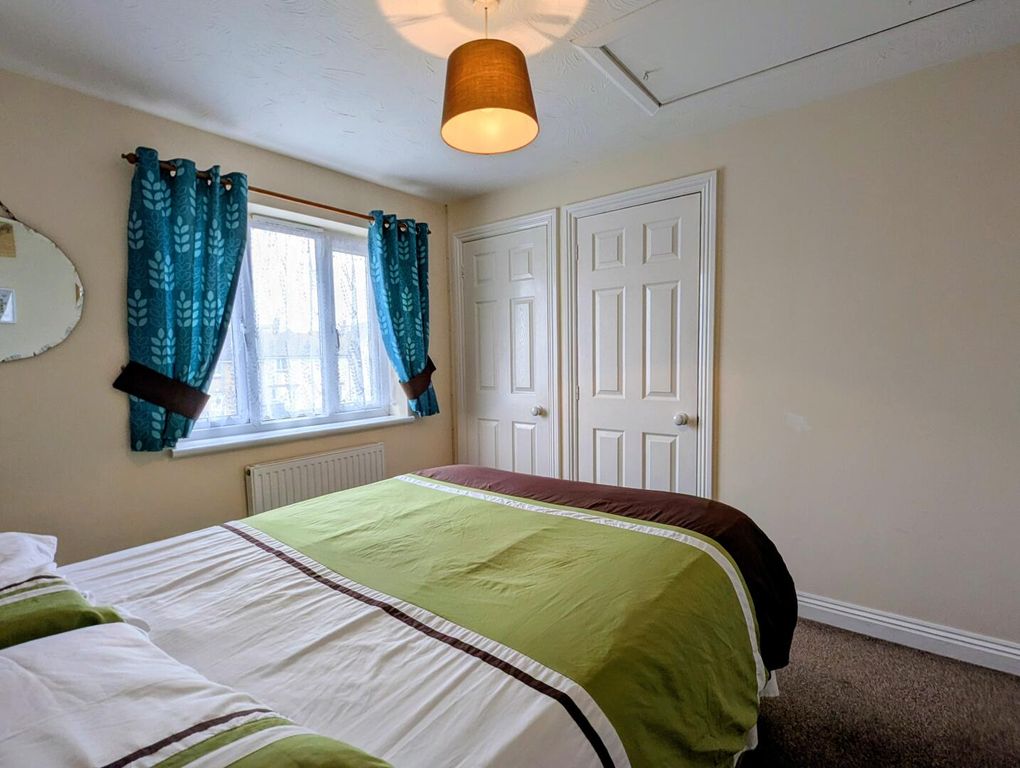 Property photo 2 of 15 Bedroom