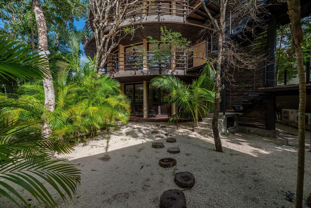 Property photo 3 of 24