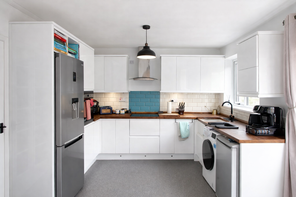 Property photo 3 of 19