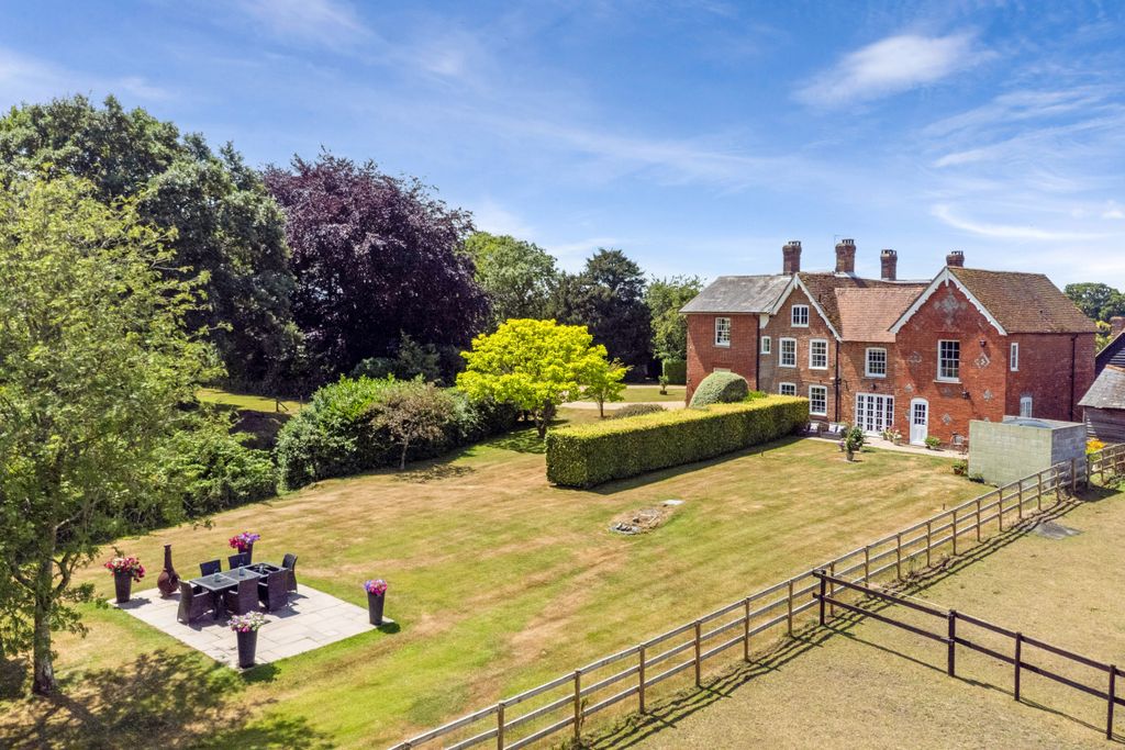 Property photo 1 of 20