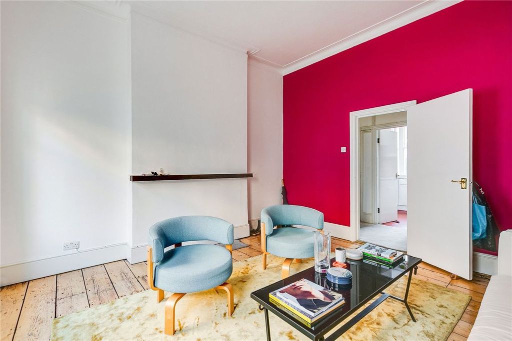 Property photo 3 of 6