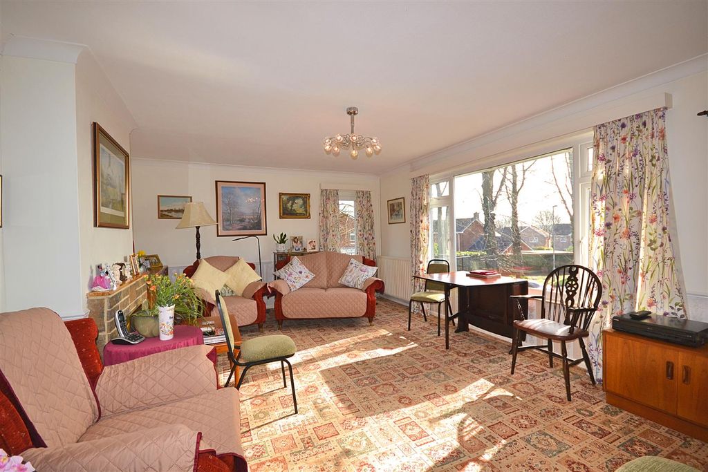 Property photo 2 of 20 17 (27).Png