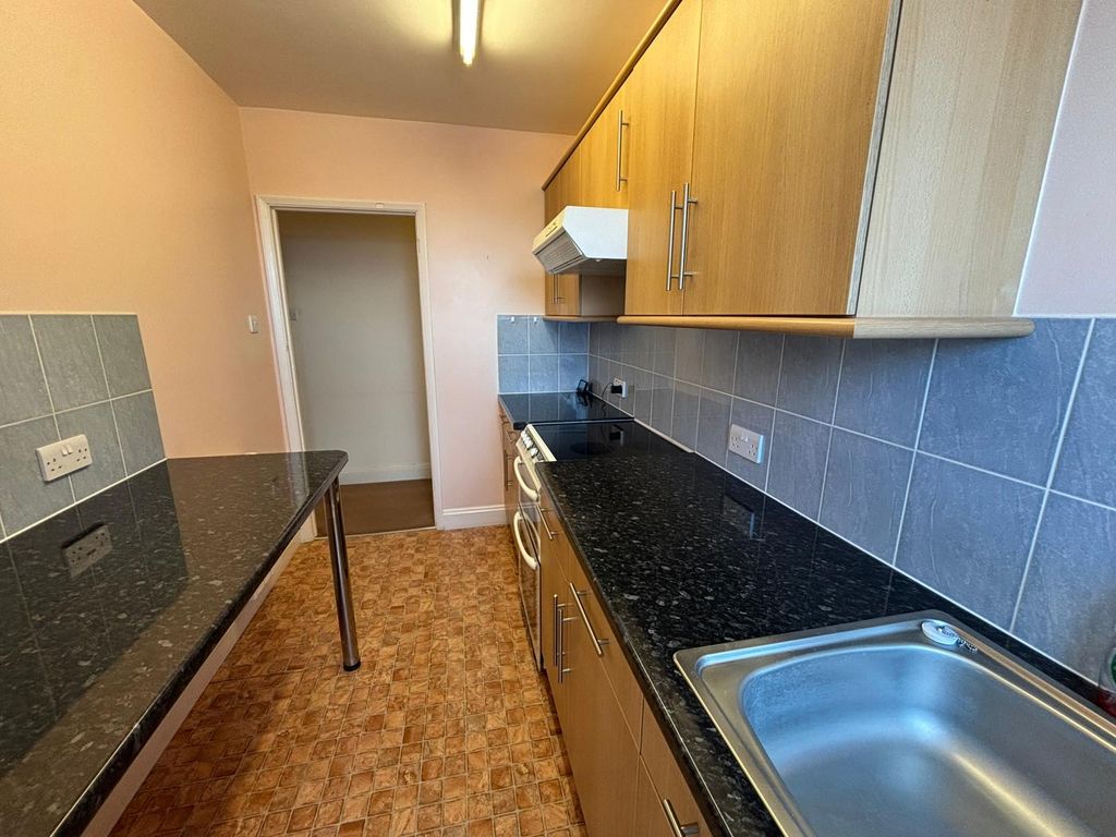 Property photo 2 of 10 Image
