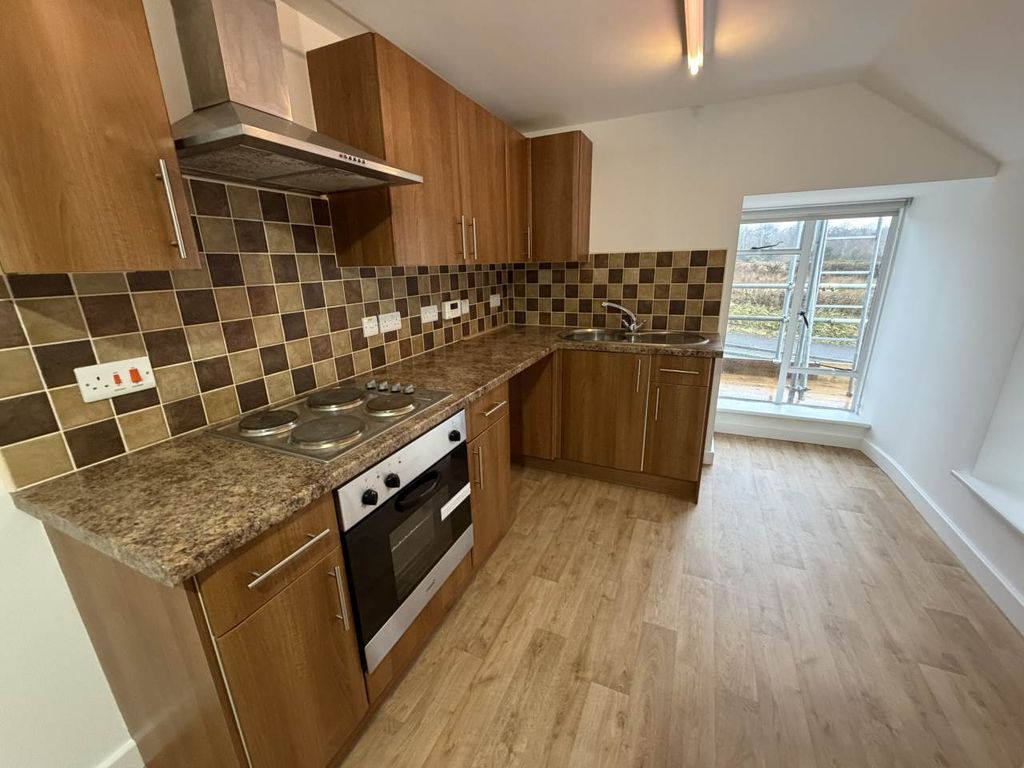 Property photo 2 of 10 Img_2392